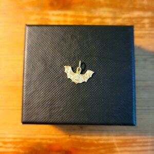 Evening Wanderer Bat Charm - Catbird x Vito's Gems